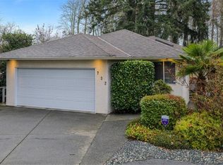 732 Park Pl, Duncan, BC V9L 2J5