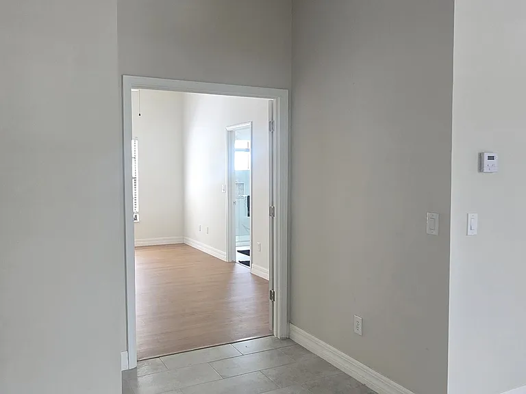 10114 Allenwood Dr — Photo 7