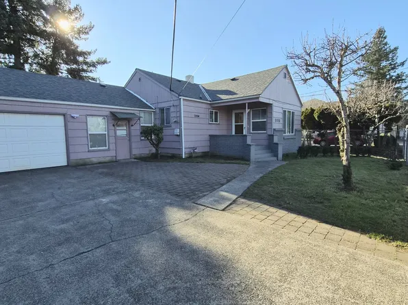 8816 SE Lafayette St, Portland, OR 97266