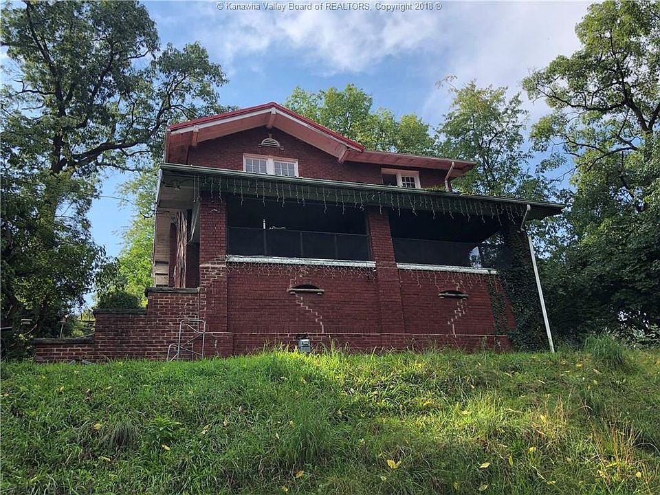 1st image of 364 Fairview Dr