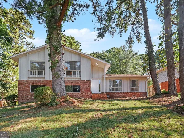 1870 Sandgate Cir, Atlanta, GA 30349