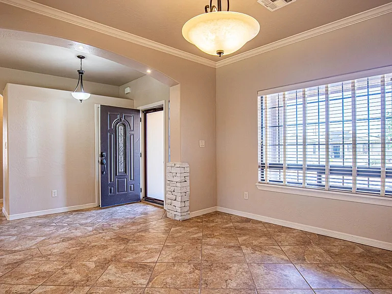 1124 Pajarito Dr — Photo 10