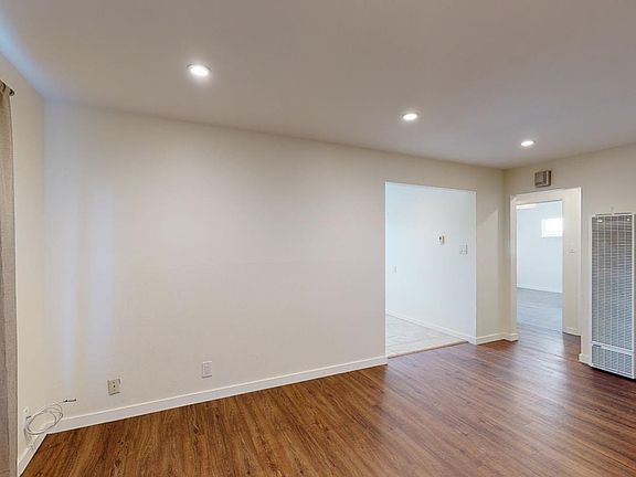 3rd image of 31 El Camino Real #2