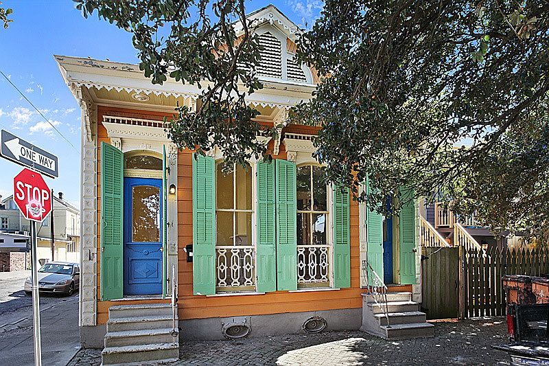 1st image of 639 Gallier St