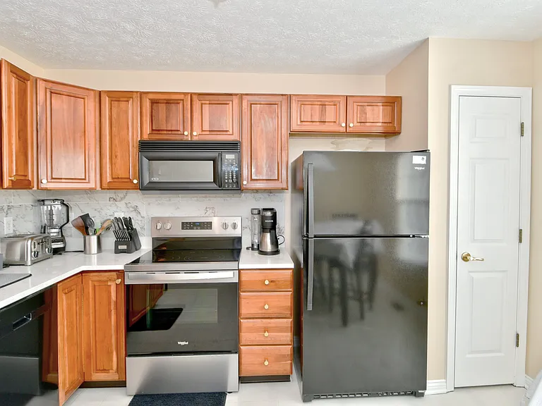 3043 Armory Dr — Photo 13