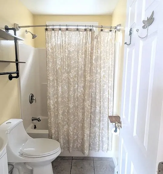 Bright, modern and clean bathroom