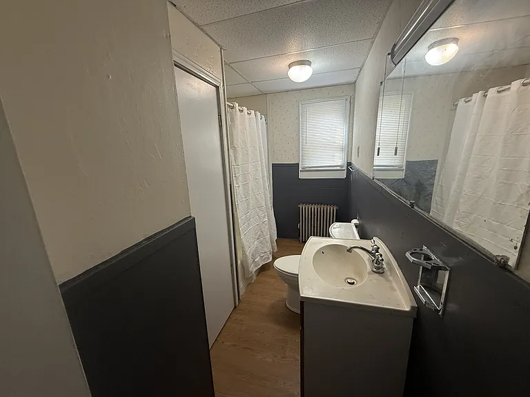 1019 Bunker Hill St — Photo 4