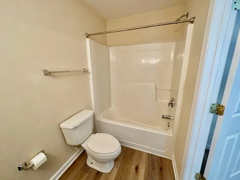 209 Swaying Pine Ct — Photo 23
