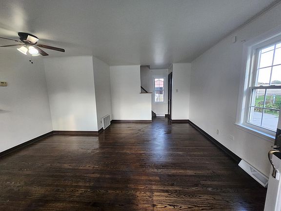 5th image of 6837 Wicker Ave