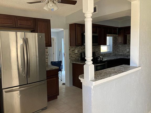 4th image of 925 Alecon Dr