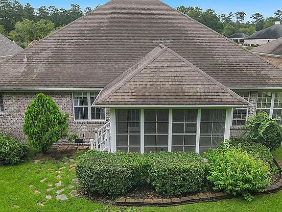 5th image of 1021 Westport Dr