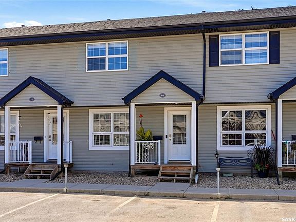 2nd image of UNIT 18-4500 Child AVENUE