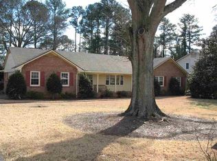 338 Fairlane Dr, Spartanburg, SC 29307