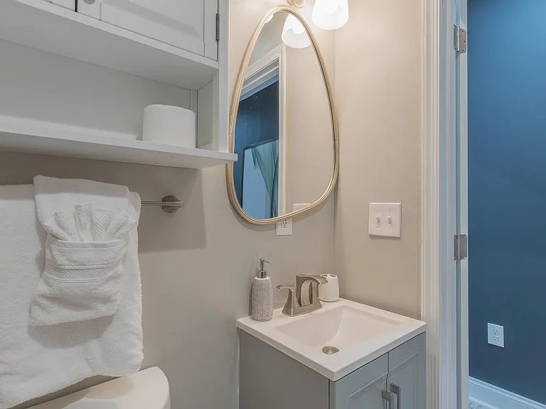 3221 Noble St #3 — Photo 5