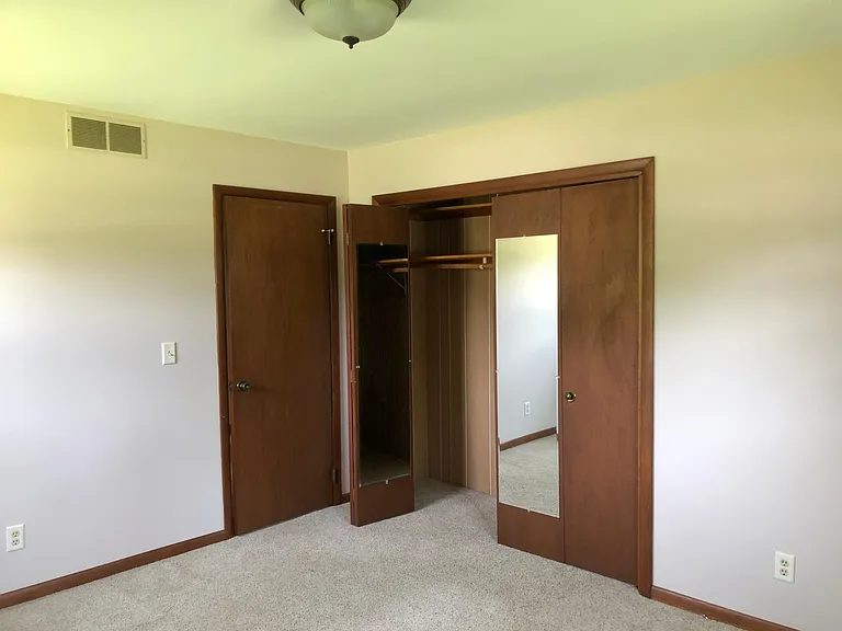 1702 Thunderbird Dr — Photo 16