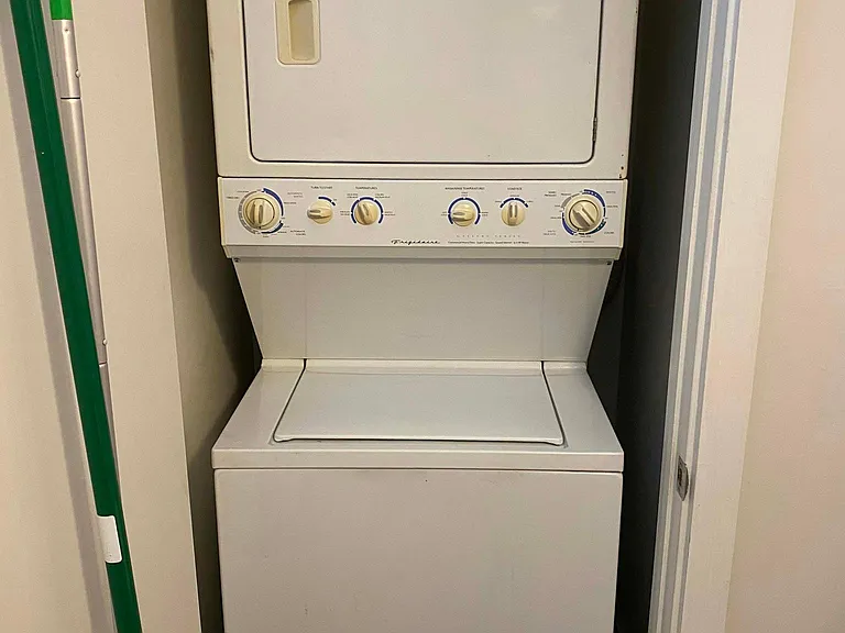 Washer/Dryer in Bathroom.