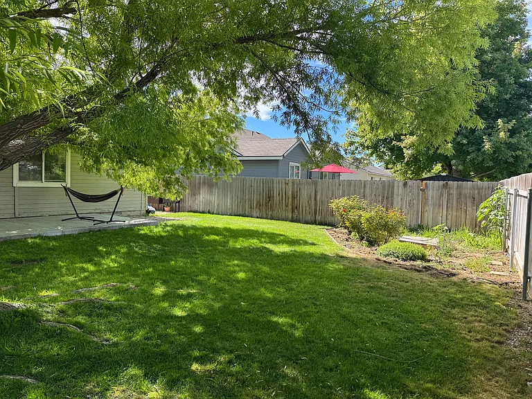 2041 W Swallowtail Pl — Photo 14