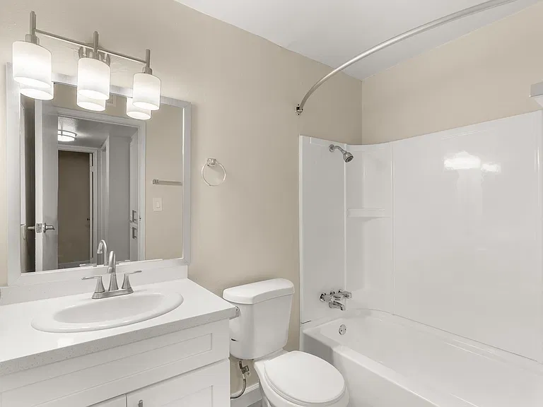 MAGNOLIA WEST APARTMENTS- RIVERSIDE, CA — Photo 10