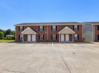 512 Peachers Ridge Rd APT 2B, Clarksville, TN 37042
