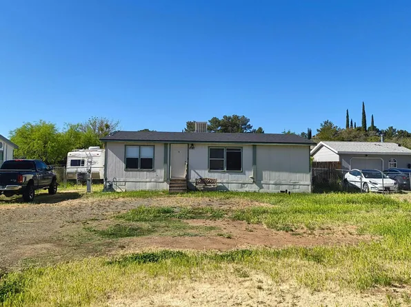 17217 E Lakeview Dr, Mayer, AZ 86333