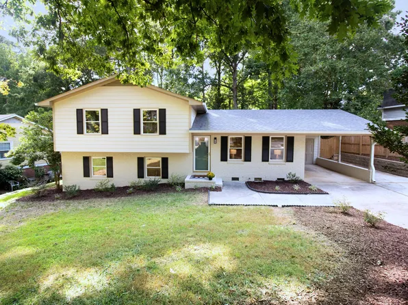 906 Griffis St, Cary, NC 27511