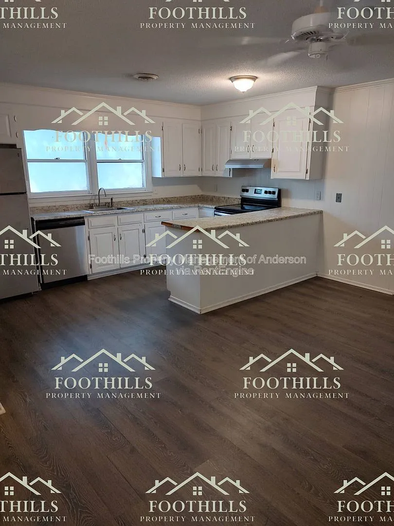 2 bed, 1.0 bath, 1000 sqft, $995 — Photo 3
