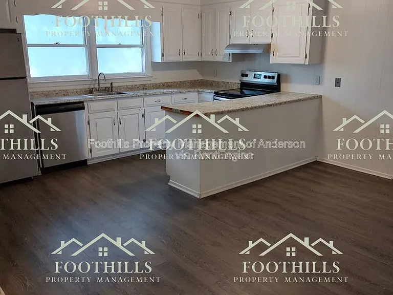 130 Tanglewood Dr #A — Photo 2