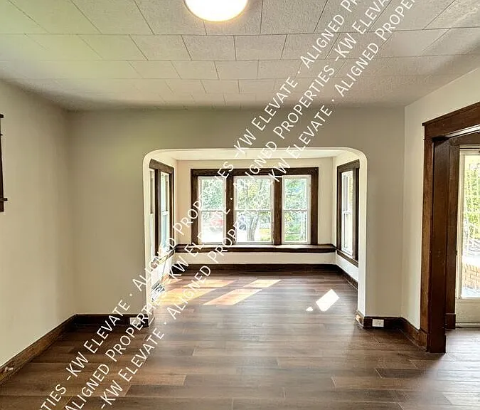 313 Ruckel Rd — Photo 5