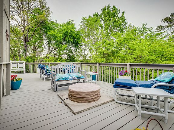 4th image of 124 Willowbrook Ct #0