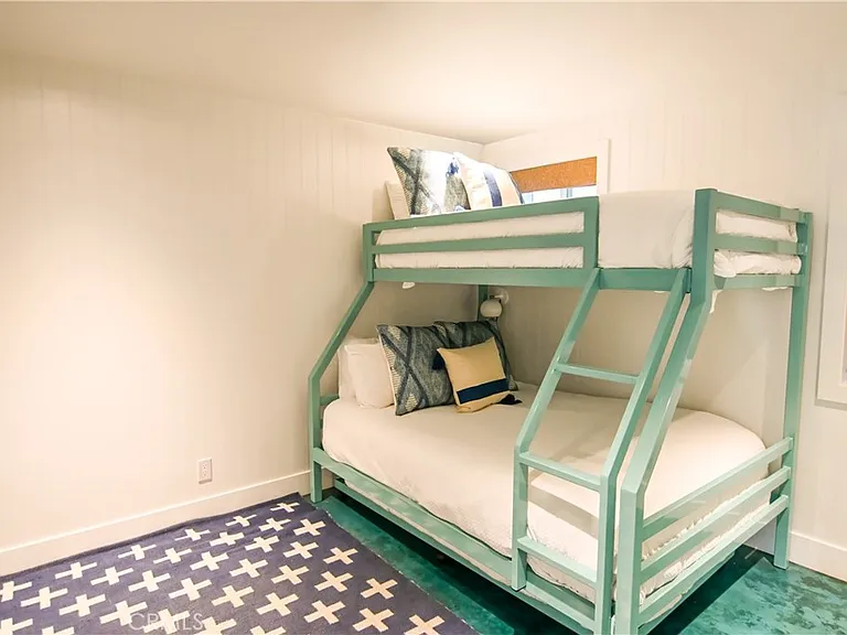 2814 Studio Dr — Photo 21