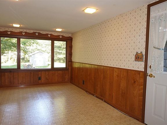 5th image of 31 Garden St