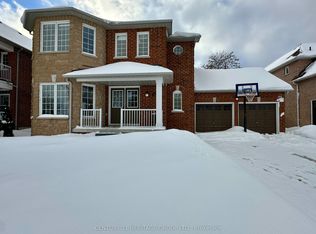 112 Herrema Blvd, Uxbridge, ON L9P 1X6