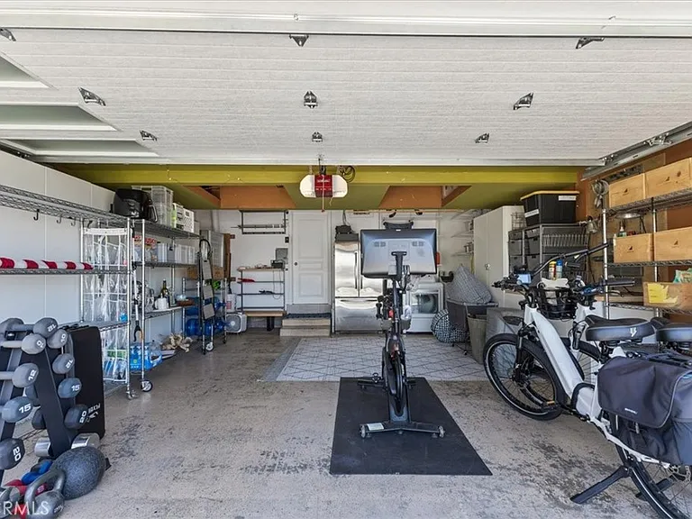 1818 Beryl Ln — Photo 22