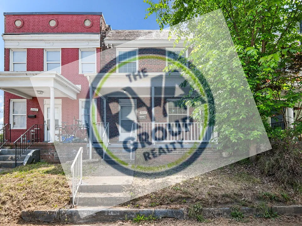 2605 Grayland Ave