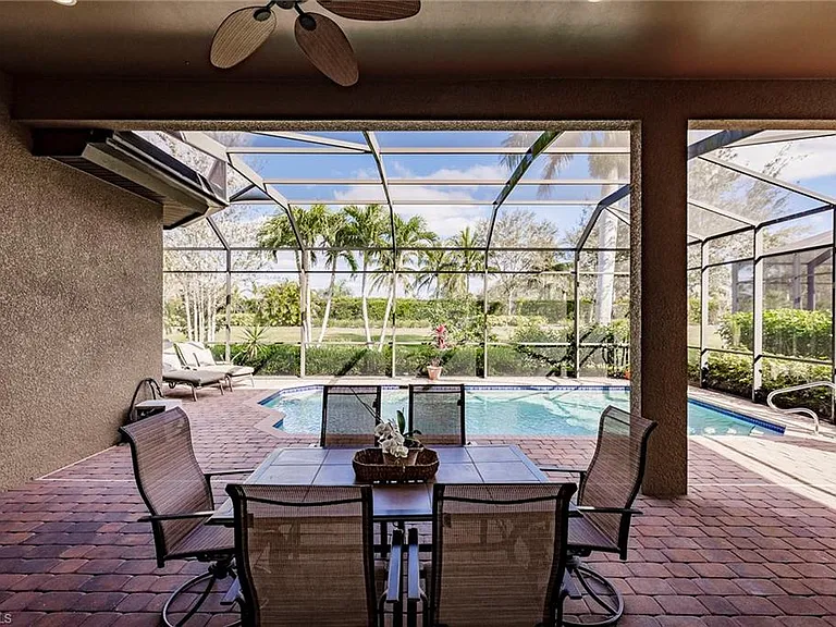 7684 Cottesmore Dr — Photo 44