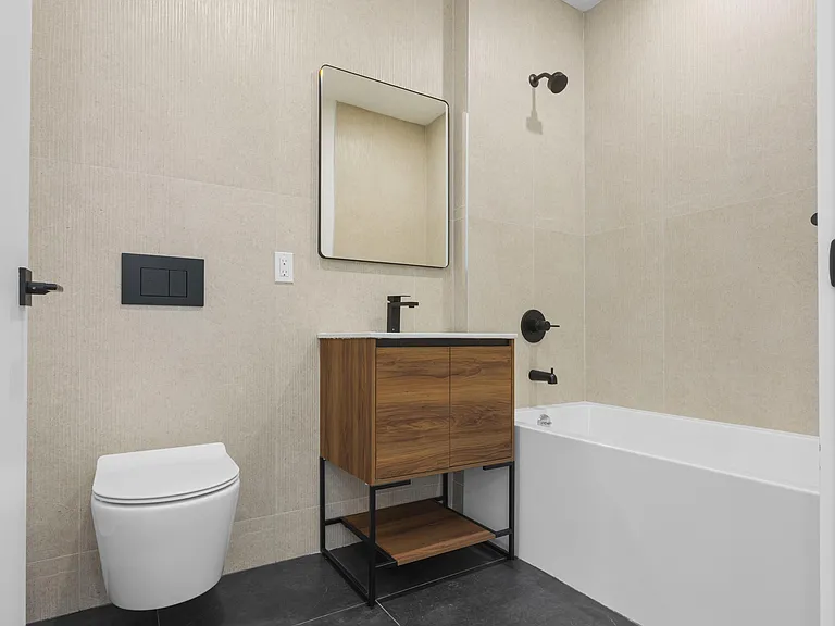942 New York Ave #2R — Photo 15