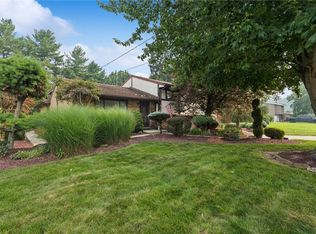 220 Vernon Ave, Belle Vernon, PA 15012