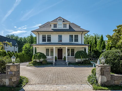 250 Milbank Ave #B Photo 1