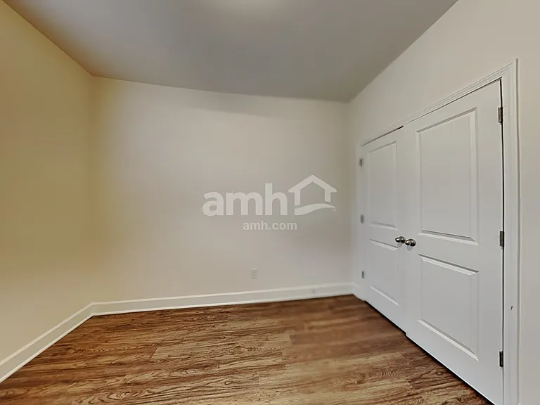 4329 Longfellow Dr — Photo 16