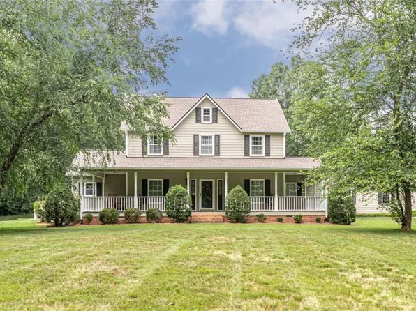 94 Crackerneck Rd NE, Armuchee, GA 30105
