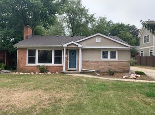 363 Maple St, Glen Ellyn, IL 60137