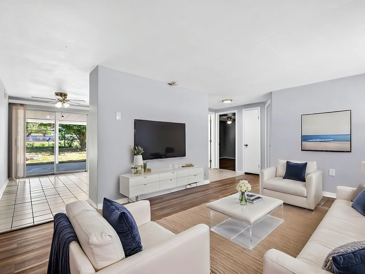 3 bed, 1000 sqft, $1,450 — Photo 2
