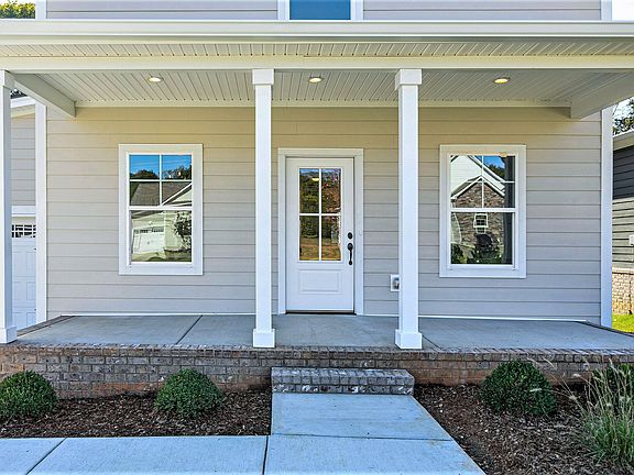 4th image of 1028 Sycamore Rdg E Lot 45