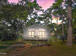 107 NE 65th St, Oak Island, NC 28465