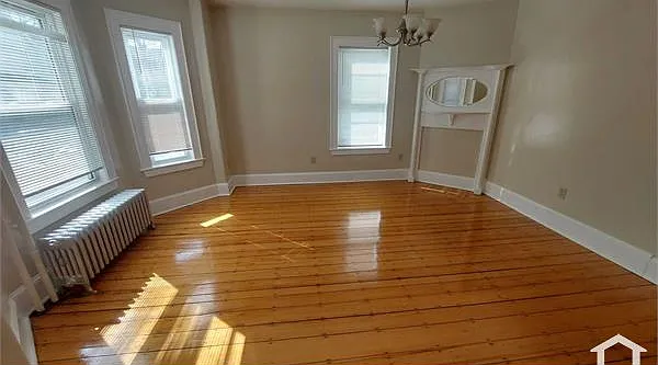 4 bed, 1200 sqft, $3,600 — Photo 2