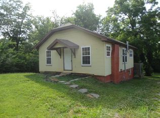 1319 E Broadway Ave, Maryville, TN 37804
