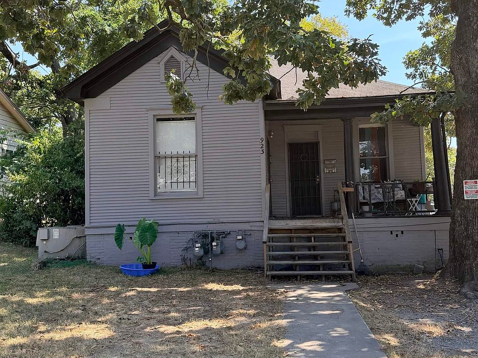 1st image of 923 Abigail St