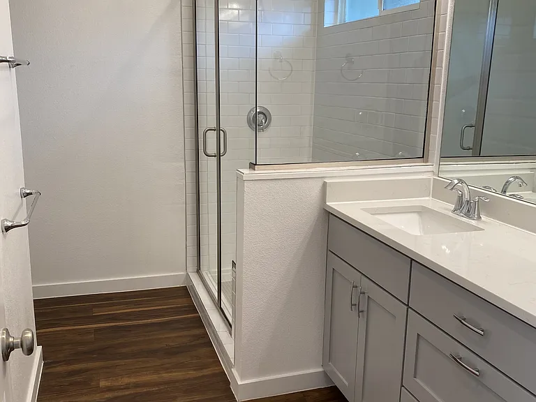 7907 Brodie Ln #B — Photo 10