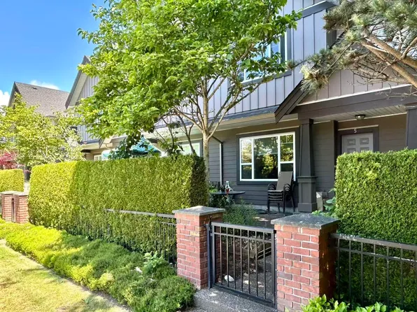 9699 Sills Ave #5, Richmond, BC V6Y 4H6