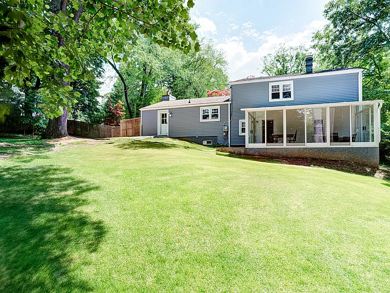 7 Carol Ln — Photo 38